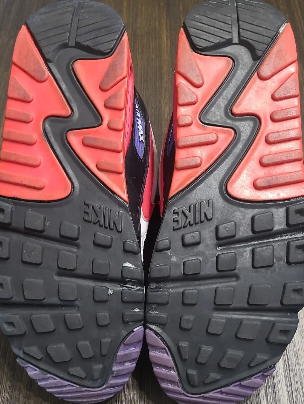 Nike Mens White Red Purple Air Max Sneakers